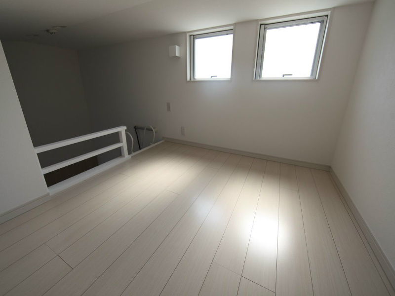 その他部屋・スペース　ロフト4.2帖（収納としてもお部屋としても使えます）