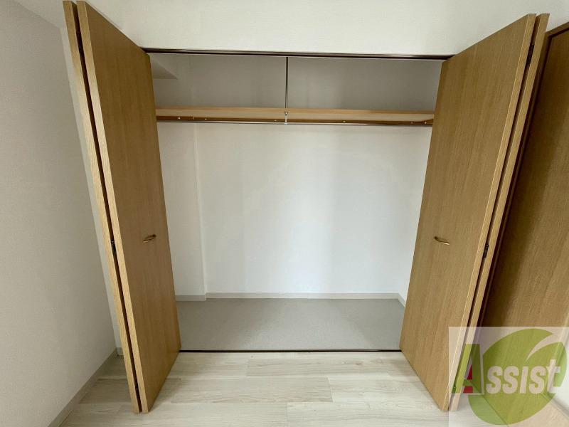 収納　寝室の収納です。部屋がすっきり片付きます。