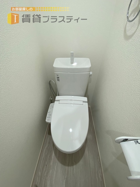 ＪＲ総武線 本八幡駅 徒歩23分 3階建 築1年のトイレ写真