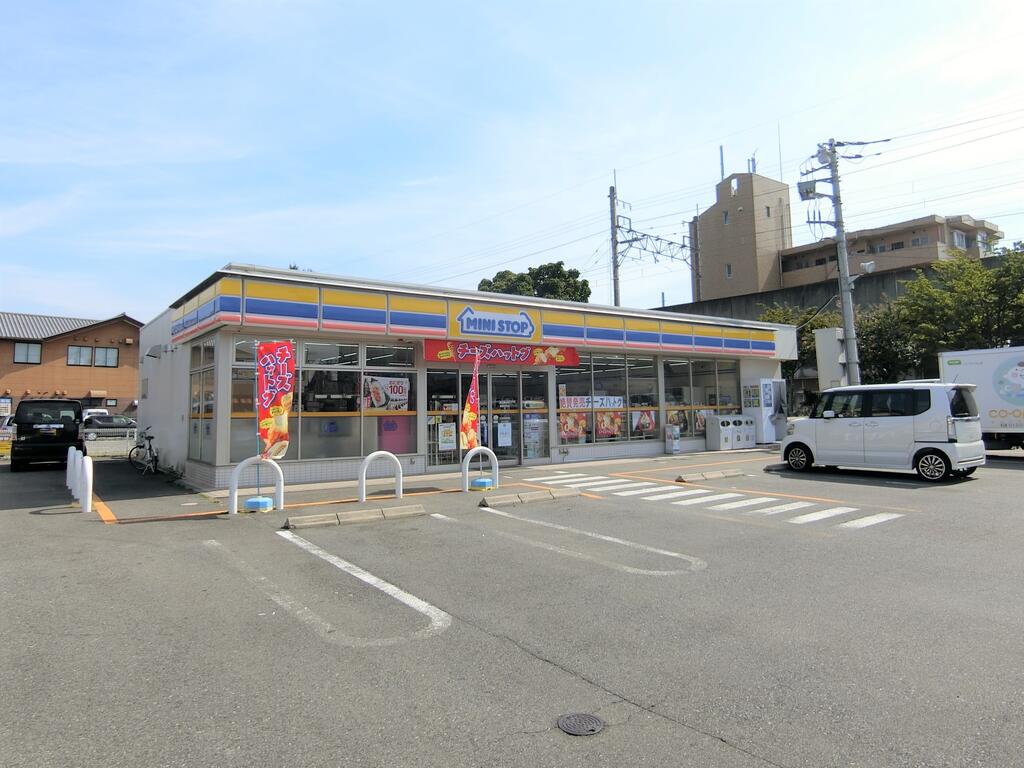 コンビニ　ミニストップ前橋本町店（コンビニ）まで426m