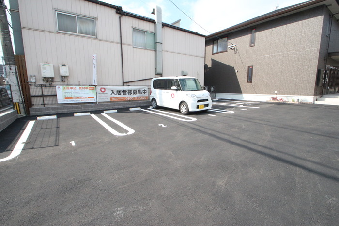 駐車場　駐車場
