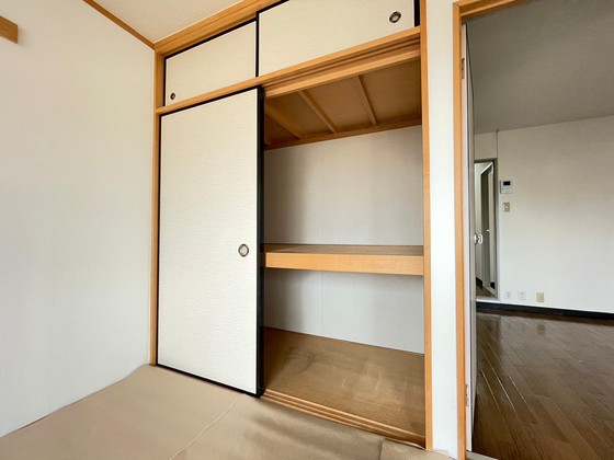 エクセレンス東野II番館の内装写真
