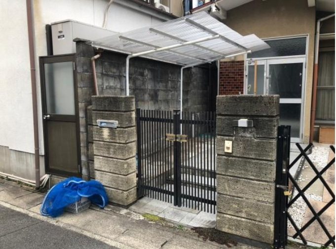 貸家 久世大薮町8-48の玄関写真