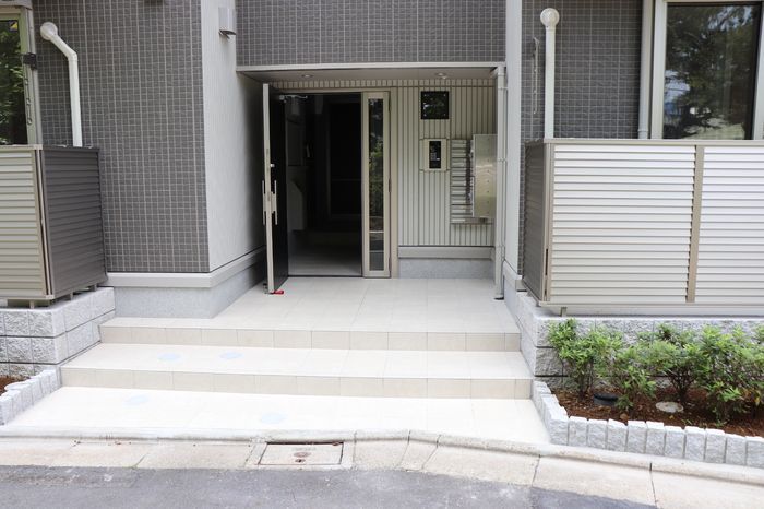 エントランス　☆共用部分☆