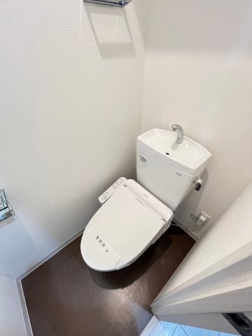 トイレ　コンパクトで使いやすいトイレです
