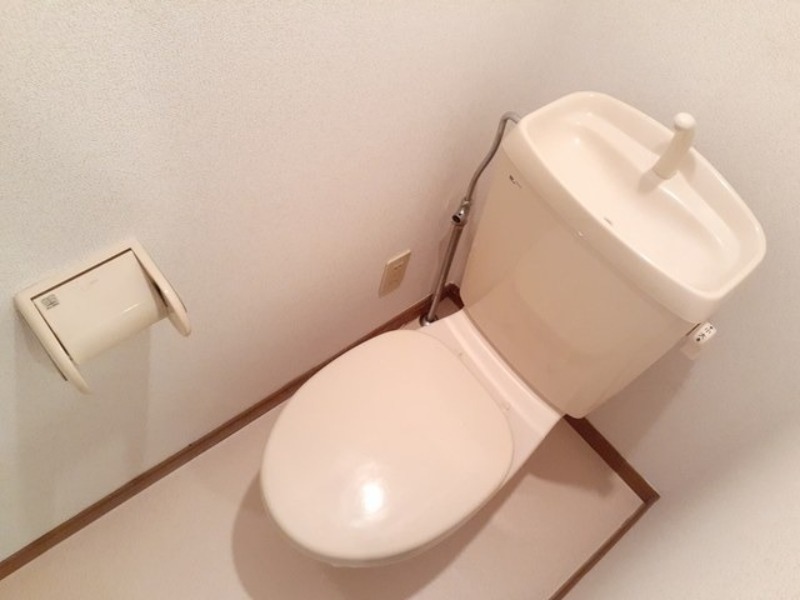 トイレ　図面と現状に相違がある場合には現状を優先