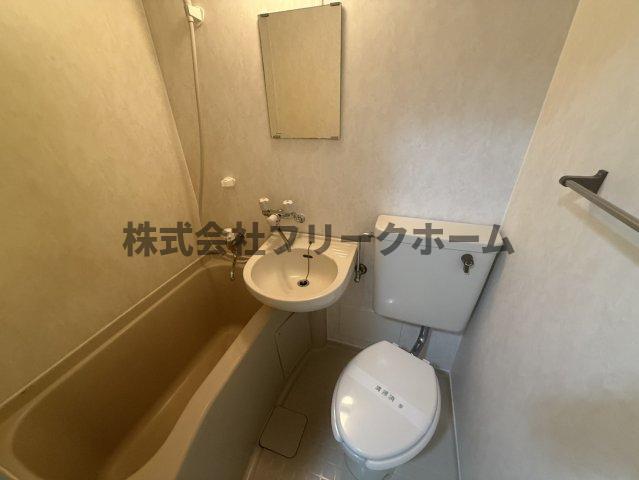 ＪＲ中央線 武蔵境駅 徒歩2分 12階建 築42年の風呂写真