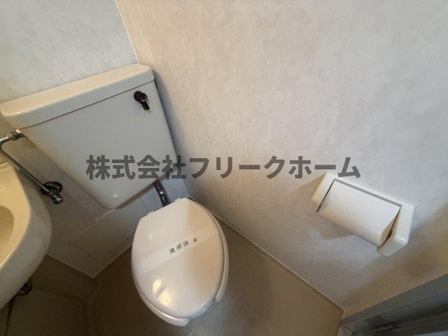 ＪＲ中央線 武蔵境駅 徒歩2分 12階建 築42年のトイレ写真