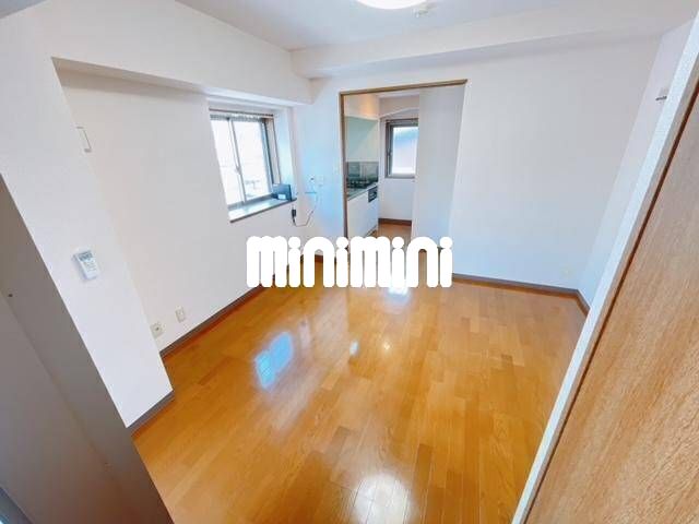 その他部屋・スペース　出窓付き