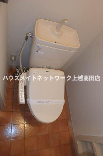 トイレ　温水洗浄暖房便座