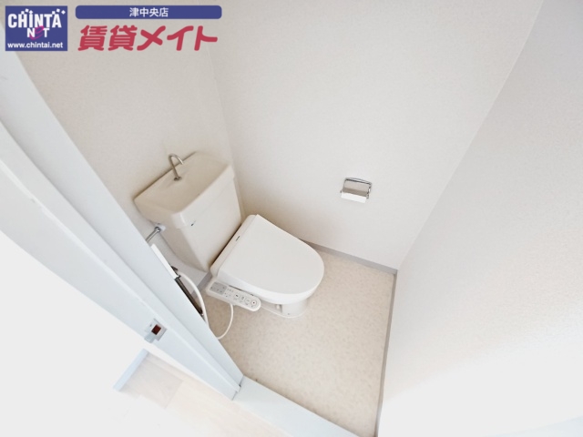 トイレ　同物件別室画像