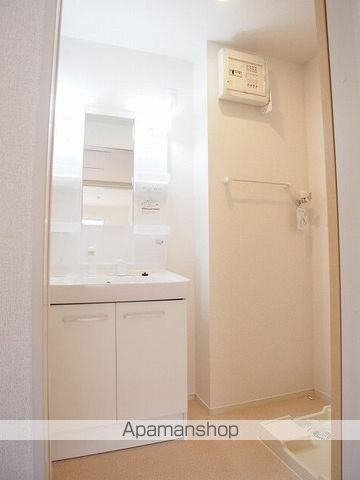 ＪＲ山陰本線 揖屋駅 バス乗車時間：5分 最寄りバス停で下車 徒歩2分 2階建 築10年の内装写真