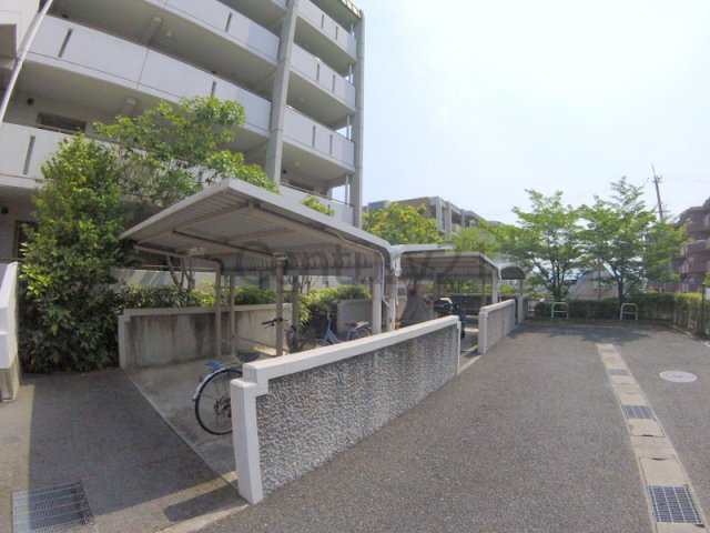 阪急宝塚線 池田駅 徒歩15分 5階建 築28年の外観写真