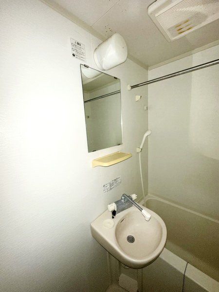 洗面設備　同シリーズ