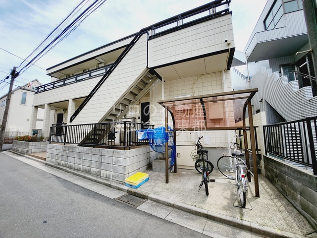 ＪＲ中央線 中野駅 徒歩9分 築32年