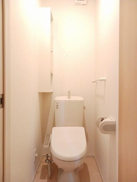グランシャリオIのトイレ写真