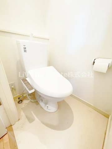 トイレ　同仕様参考写真