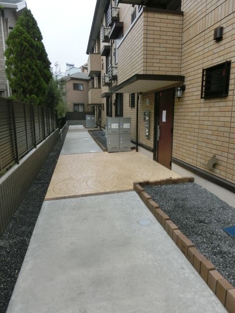 エントランス　お部屋につながるエントランスです