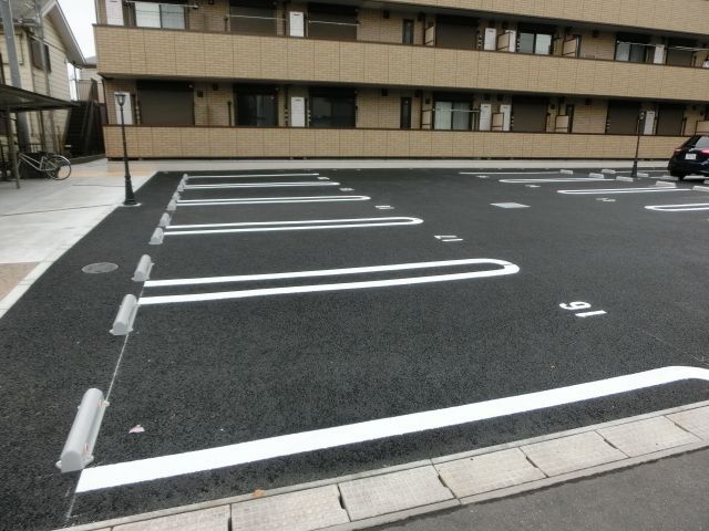 駐車場　敷地内の駐車場です。