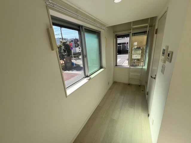 居室・リビング　※別部屋参考写真