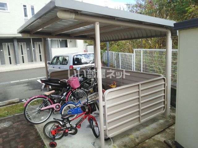 仙台市地下鉄南北線 北仙台駅 バス乗車時間：22分 最寄りバス停で下車 徒歩9分 2階建 築18年のその他写真