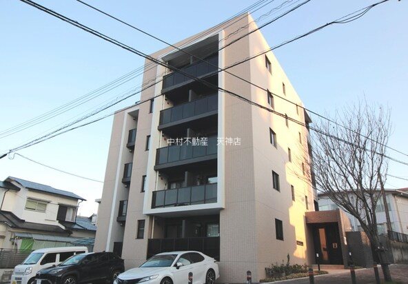 西鉄天神大牟田線 西鉄平尾駅 徒歩20分 築4年