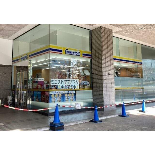 コンビニ　ミニストップ北品川５丁目店（コンビニ）まで141m