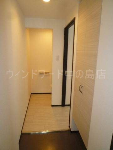 玄関　詳細は、ウィンドワード中の島店までご相談下さい。