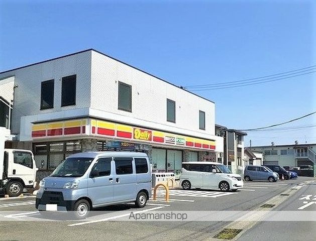 コンビニ　デイリーヤマザキ（コンビニ）まで160m