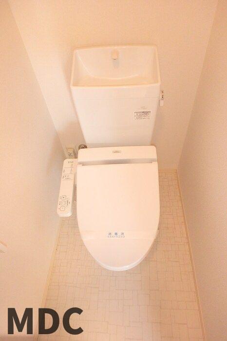 ＪＲ高徳線 勝瑞駅 徒歩3分 2階建 築10年のトイレ写真