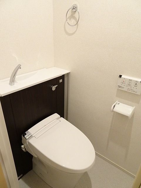 アスリスのトイレ写真