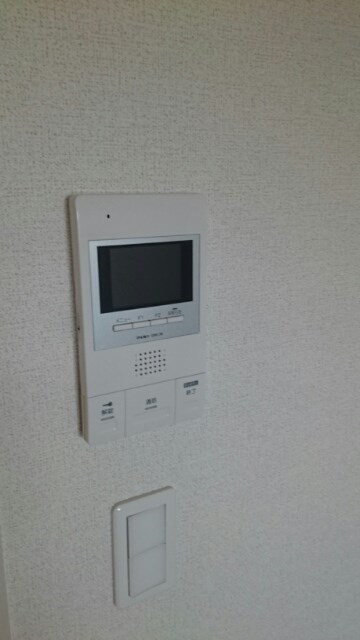 セキュリティ　モニター付きインターホン
