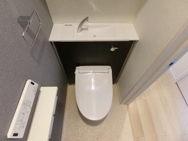 近鉄南大阪線 古市駅 徒歩8分 3階建 築3年のトイレ写真