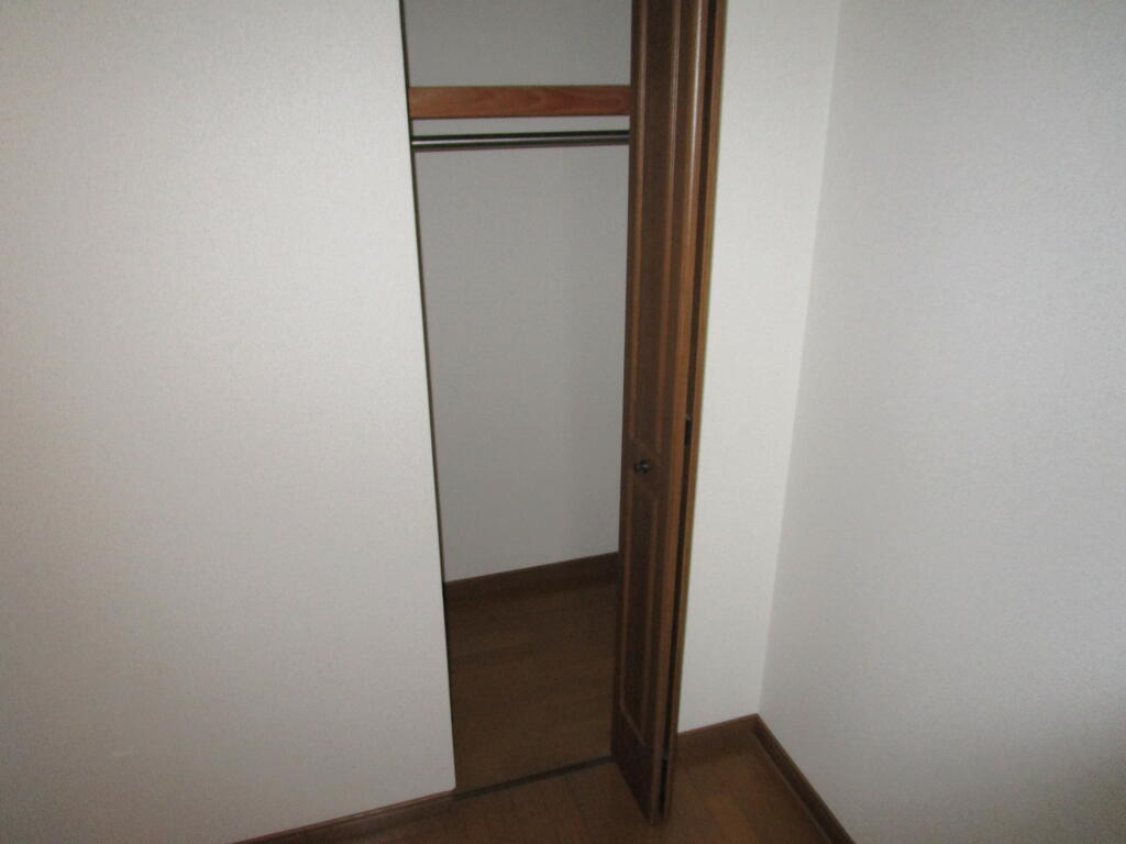 ホワイトキャッスル諏訪の内装写真