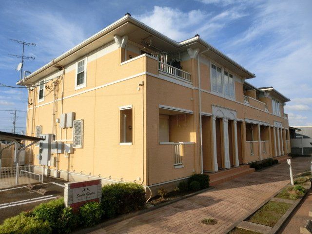 建物外観　2年毎の更新料が不要で経済的です