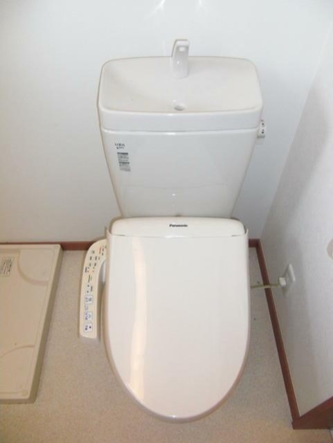 トイレ　シャワートイレ