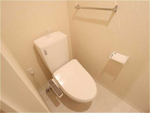 フォレスト新原のトイレ写真