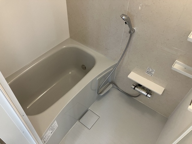 バス・シャワールーム　２０３　換気乾燥機付きバスルーム