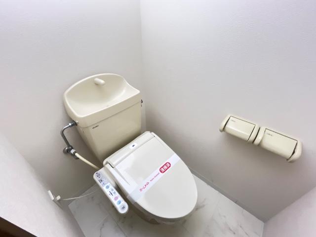 トイレ　シャワー付トイレ
