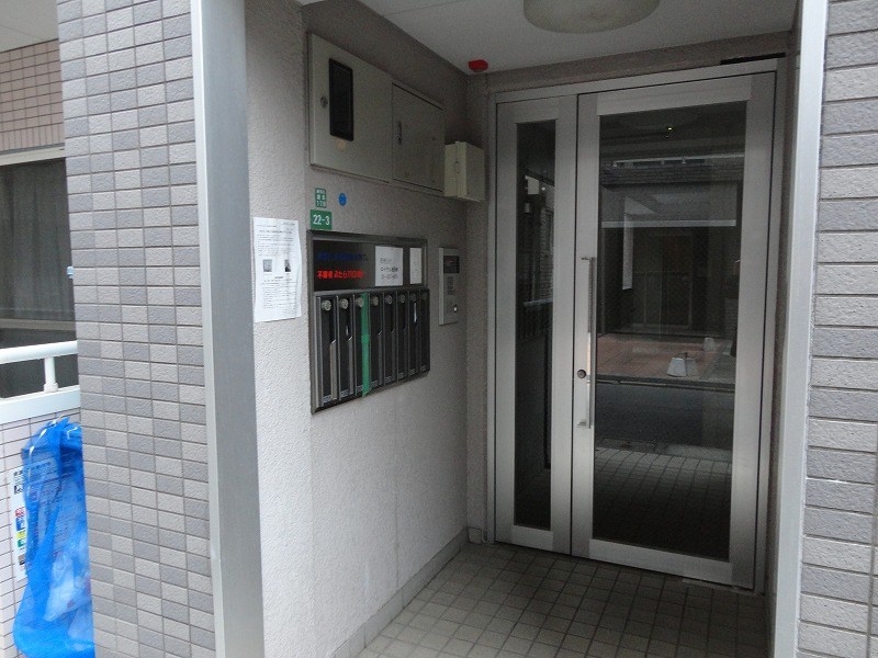 西武池袋線 練馬駅 徒歩3分 3階建 築25年の外観写真