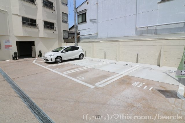 駐車場　駐車場があります