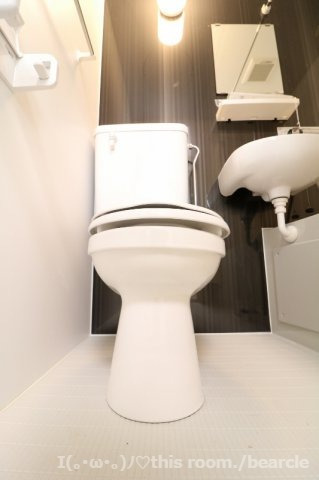 トイレ　トイレもきれいです