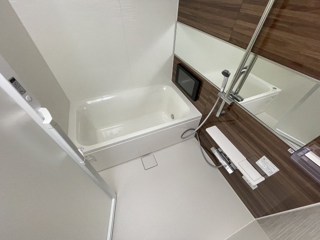 バス・シャワールーム　お風呂です