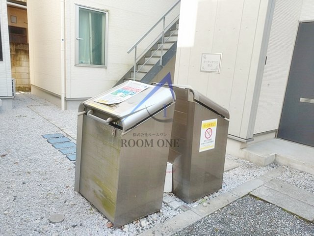その他共有部分　共用ごみ置き場です。