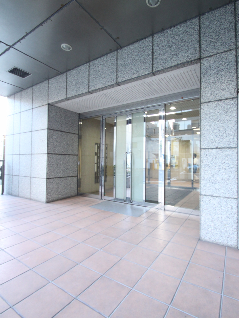 東京メトロ千代田線 新御茶ノ水駅 徒歩3分 12階建 築25年の外観写真