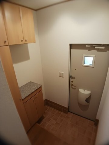玄関　明るい玄関です
