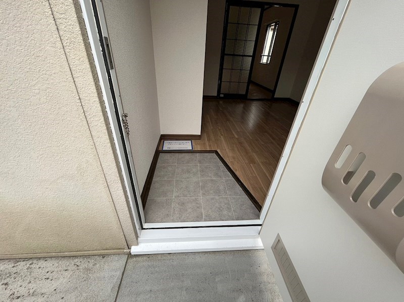 玄関　別部屋参考写真