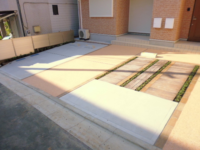 駐車場　★敷地内駐車場★（空き状況・使用料等詳細はご確認下さい）