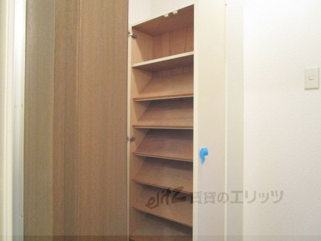 その他設備　下駄箱