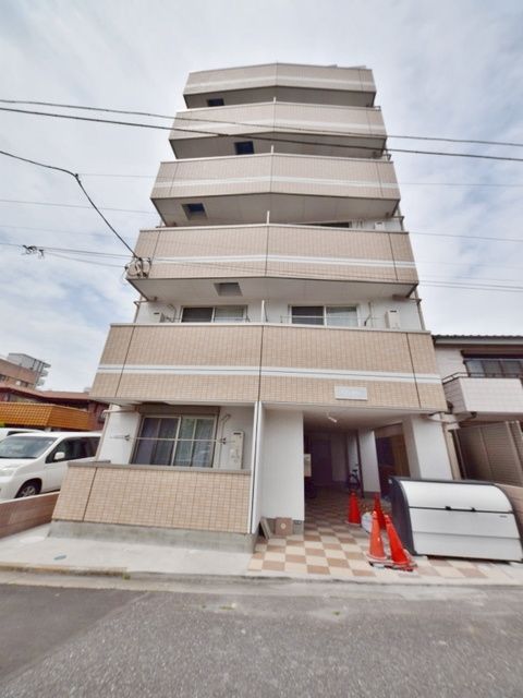 建物外観　お部屋探しはタウンハウジング蘇我店にお任せ下さい♪